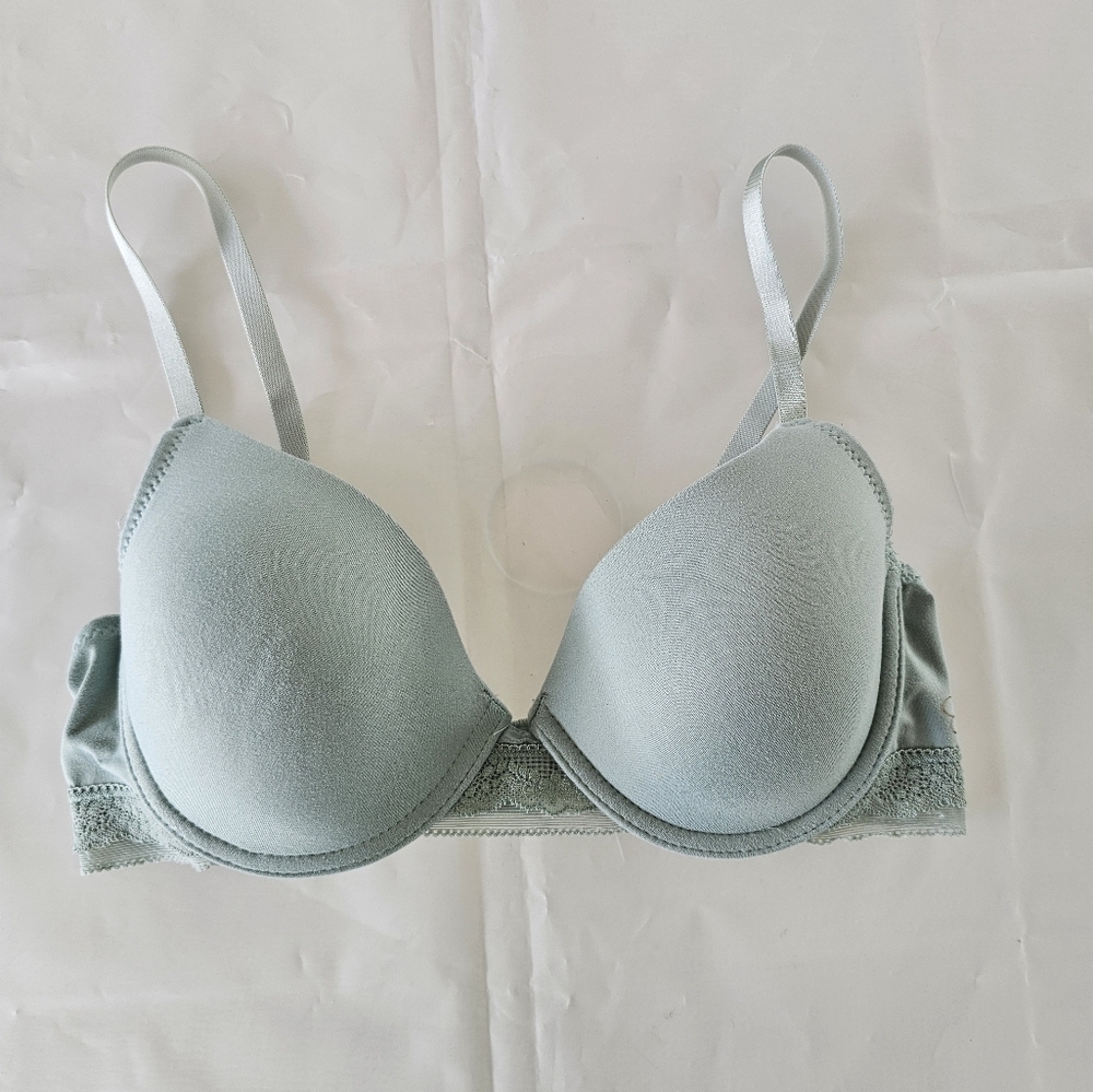 Jessica Simpson 34C Blue Molded Cup Bra with Underwire